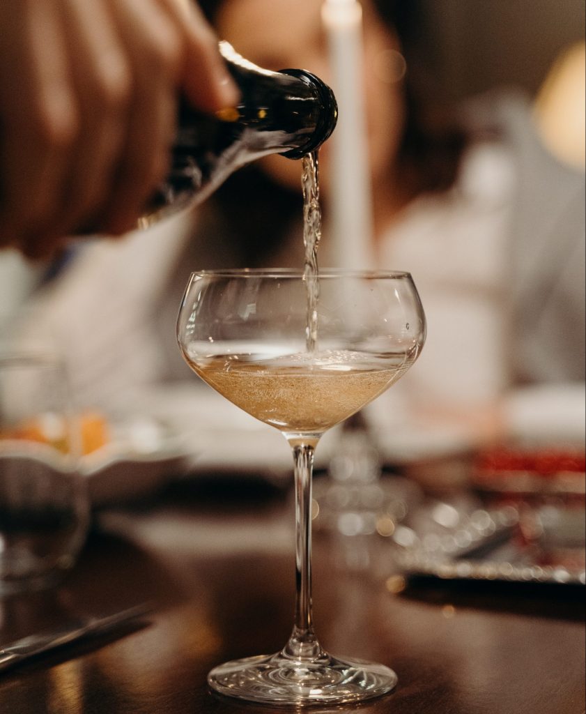 Choisir un vin de champagne au restaurant
